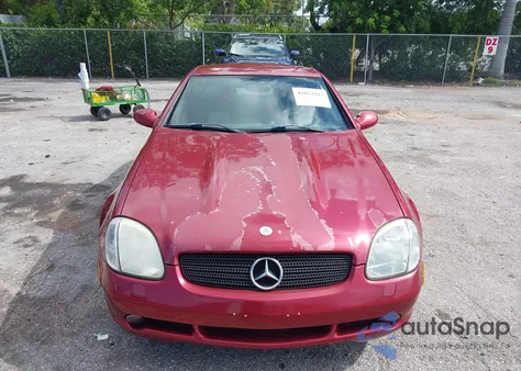 2000 Mercedes-Benz Slk 230 Kompressor из США, поврежденный, VIN WDBKK47F2YF146797